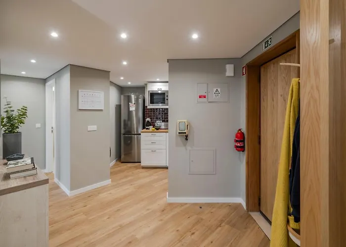 The Mountain By An Island Appartement